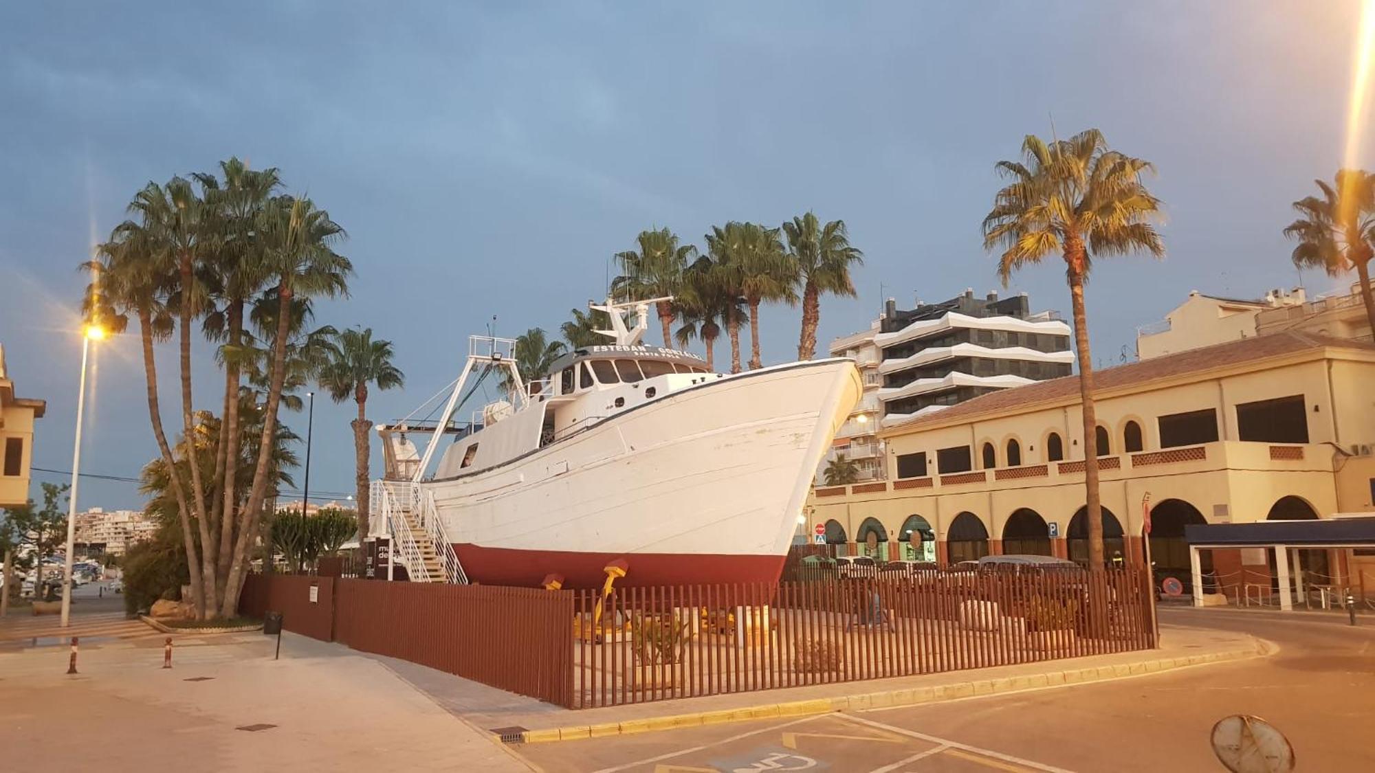 Apartamento Pepi Adults Only Santa Pola Exteriör bild
